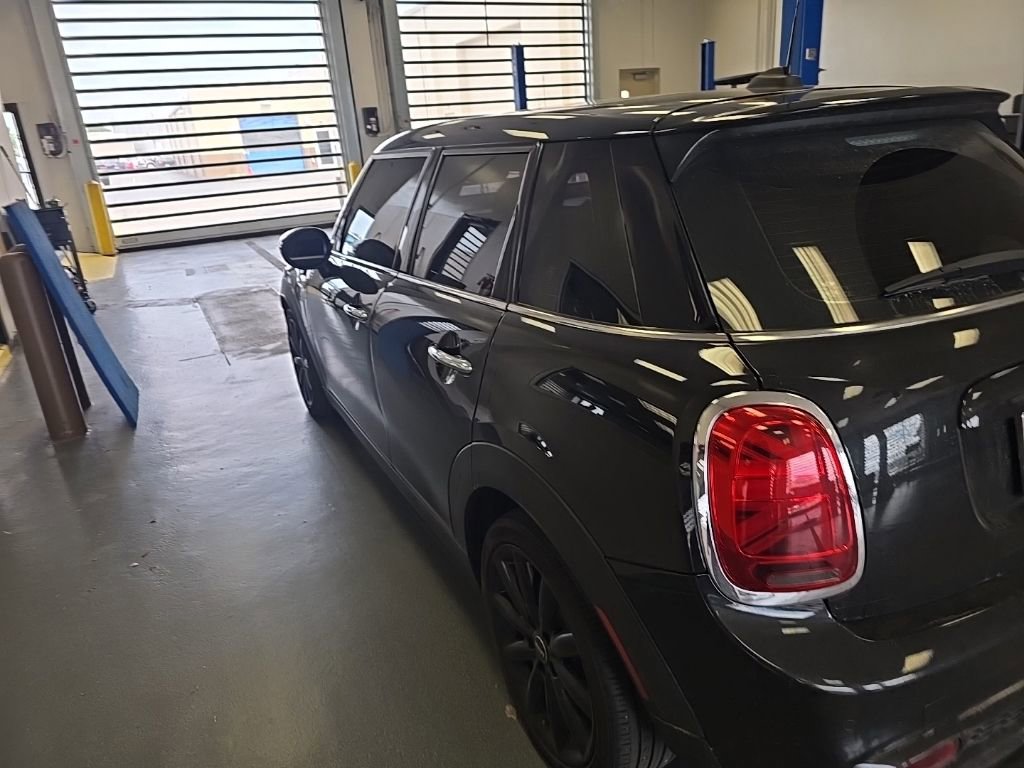Used 2021 MINI Cooper S w/ 6.5" Touchscreen Package FWD image 5