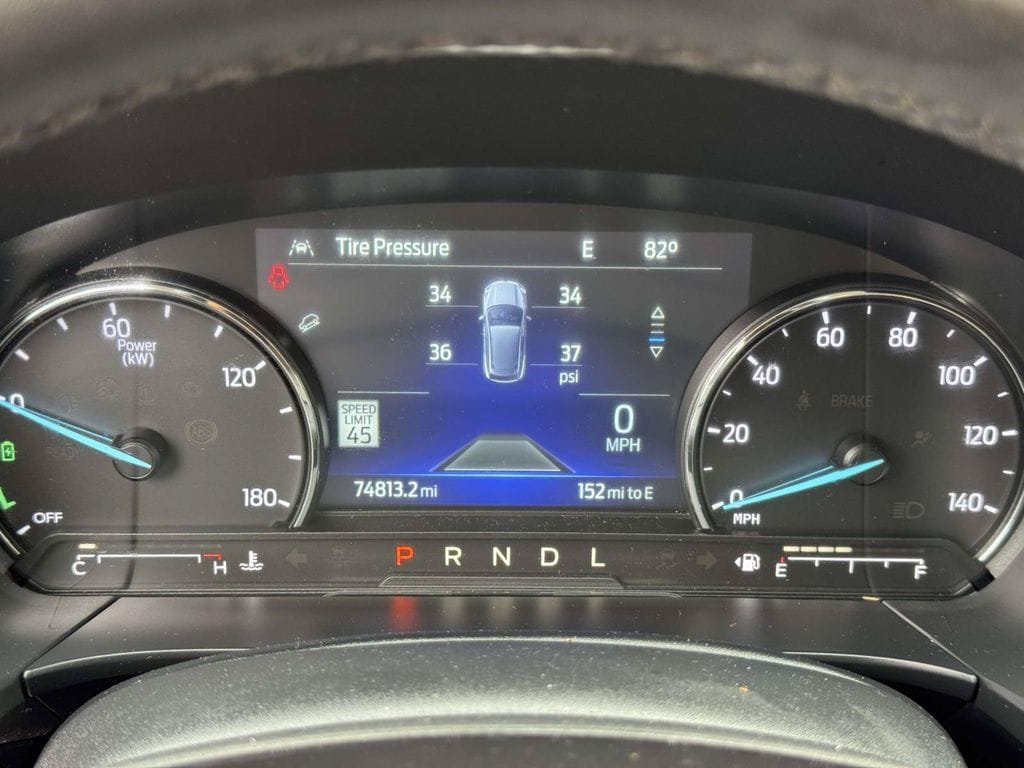 Certified 2021 Ford Escape SE w/ SE Sport Appearance Package FWD image 13