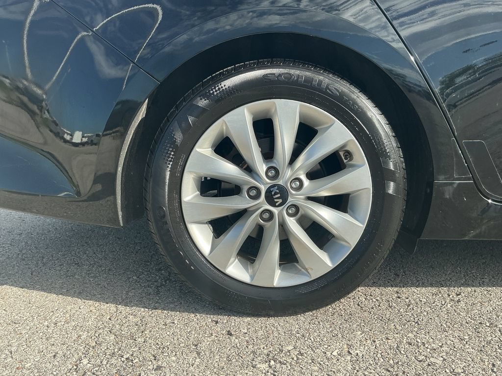 Used 2018 Kia Optima EX FWD image 9