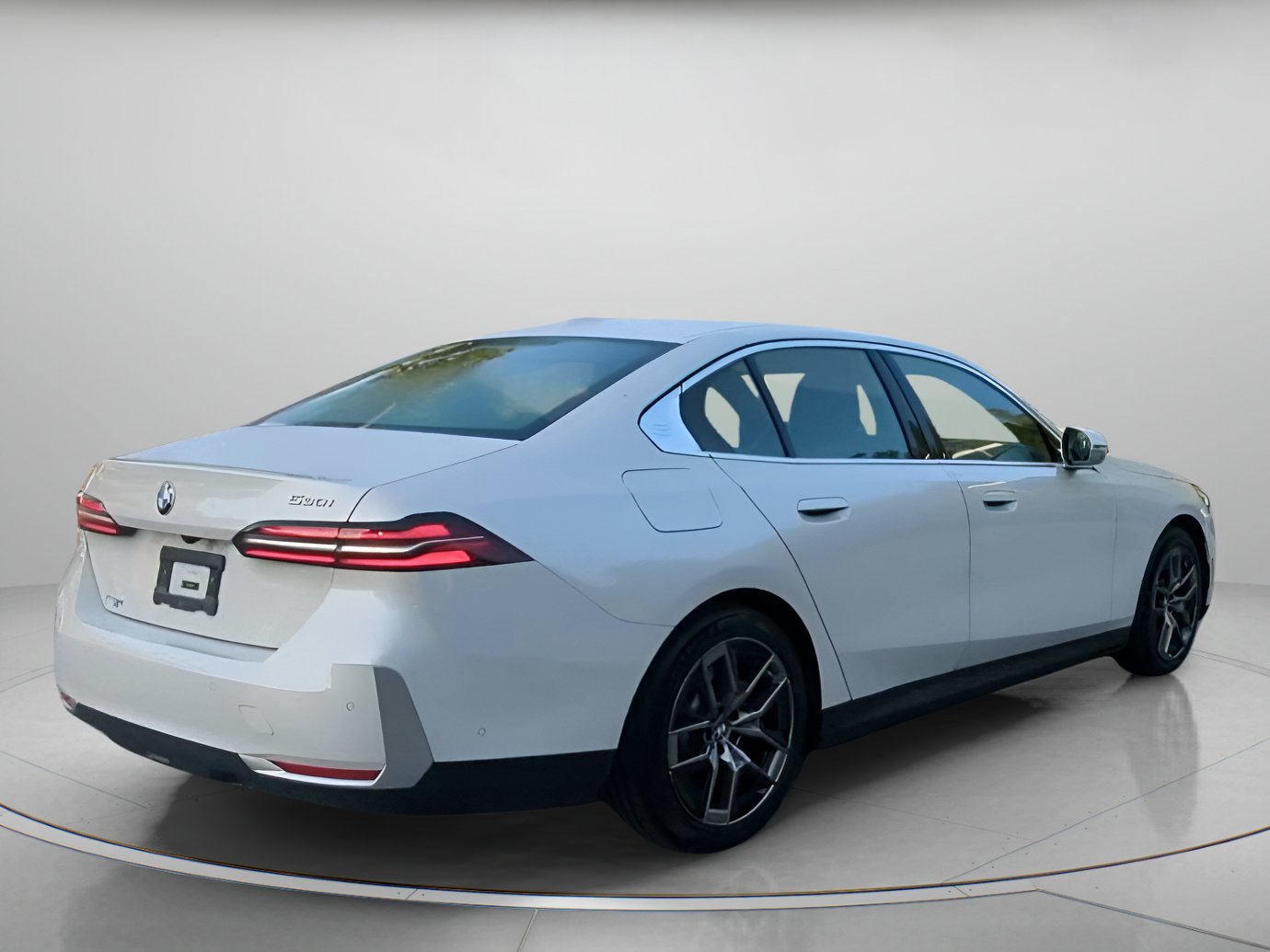 Used 2026 BMW 530i RWD image 28