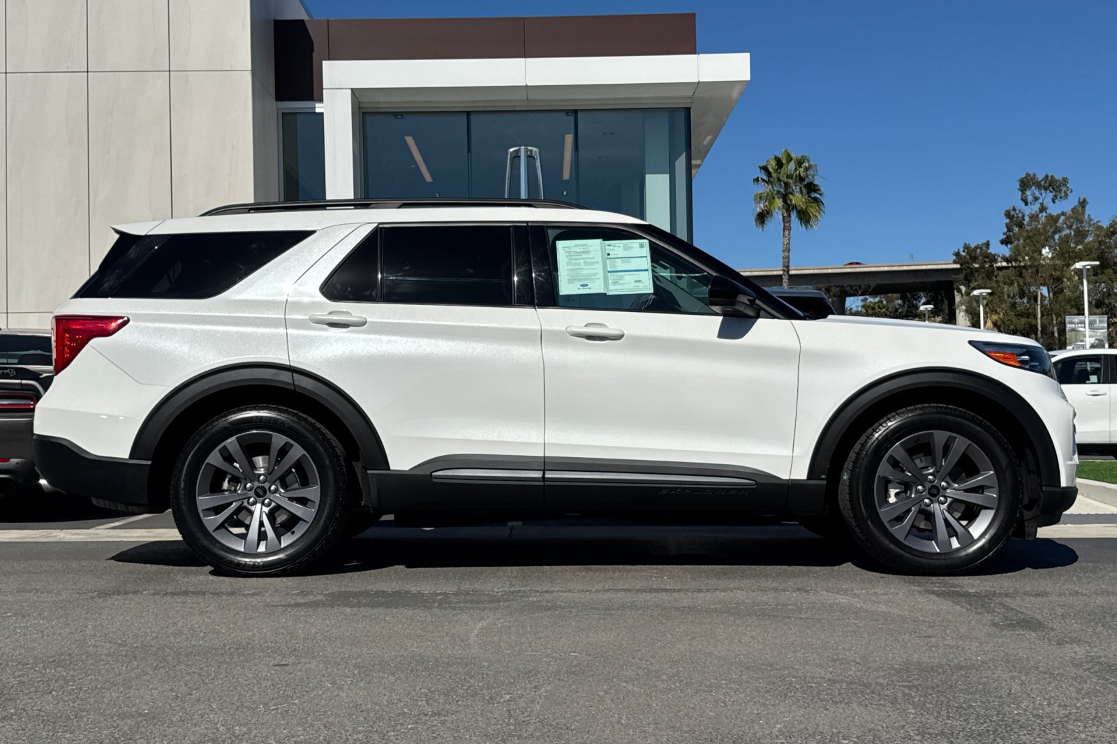 Certified 2023 Ford Explorer XLT w/ Equipment Group 202A RWD image 2