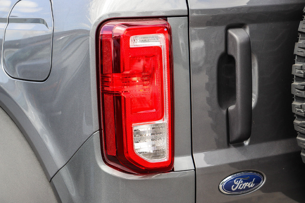 Certified 2023 Ford Bronco Big Bend w/ Sasquatch Package AWD/4WD image 12