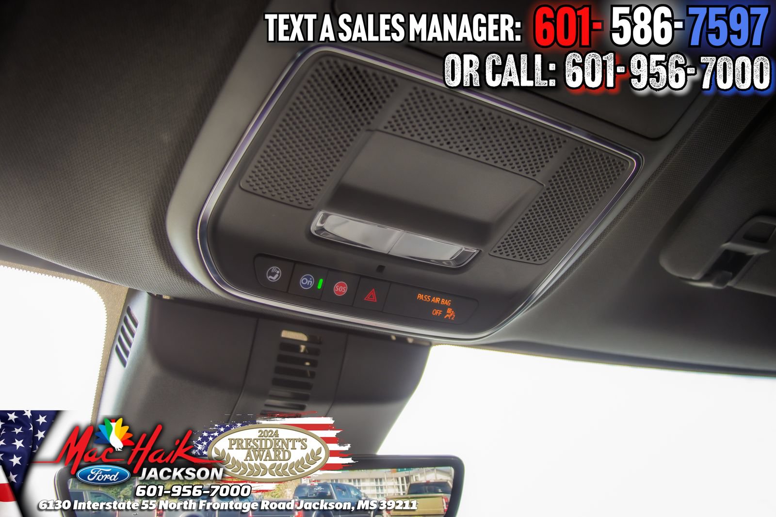 Used 2025 Chevrolet Traverse RS AWD/4WD image 17