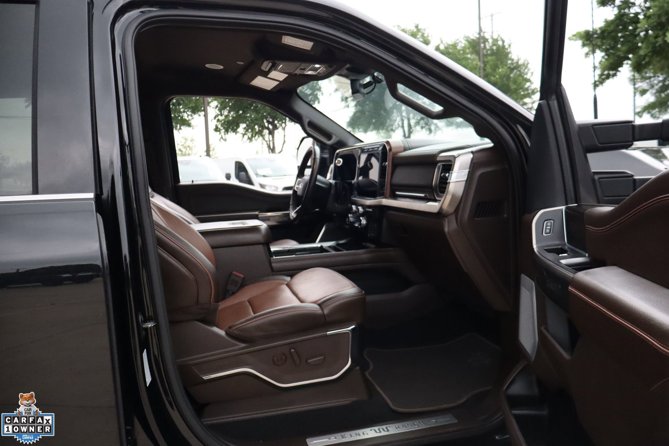 Certified 2024 Ford F350 King Ranch w/ FX4 Off-Road Package AWD/4WD image 29