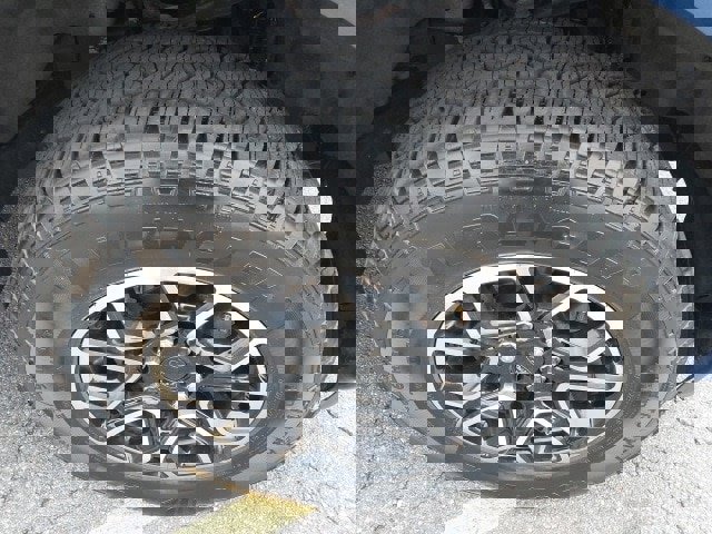 Certified 2022 Ford F150 XLT w/ Equipment Group 302A High image 11