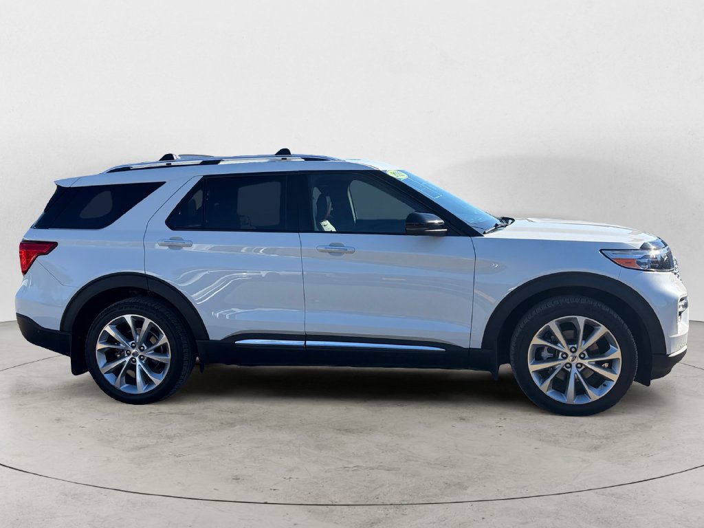 Certified 2022 Ford Explorer Platinum AWD/4WD image 4