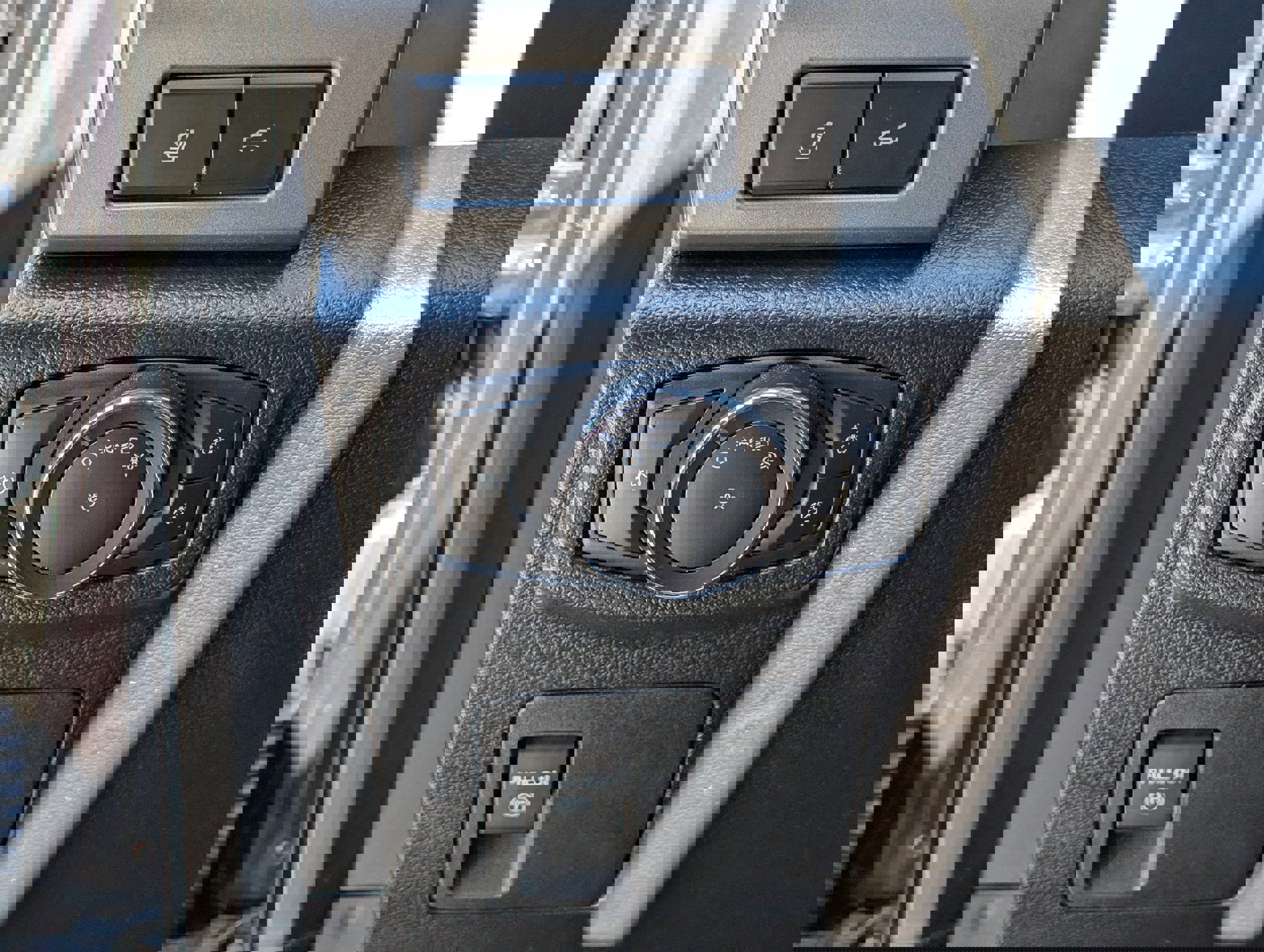 Certified 2020 Ford Expedition XLT w/ Equipment Group 202A image 25