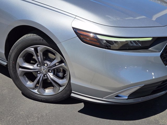 Used 2023 Honda Accord EX image 9