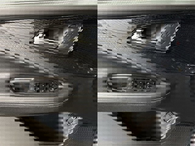 Used 2024 Chevrolet Blazer EV LT image 5