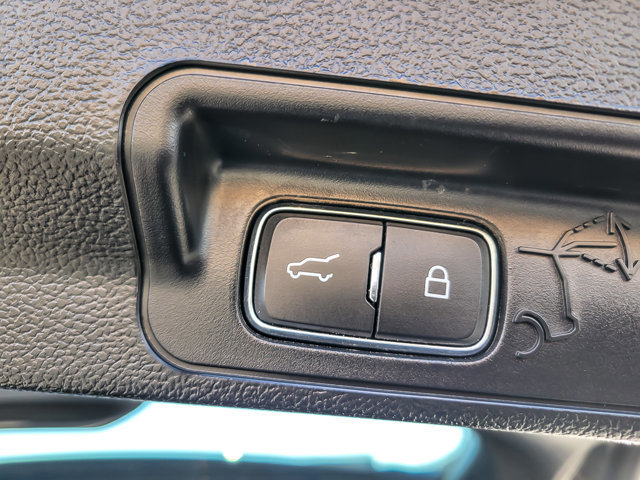 Certified 2023 Ford Explorer ST-Line image 22