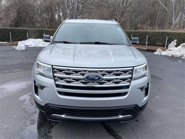 Certified 2018 Ford Explorer XLT w/ Equipment Group 201A image 8