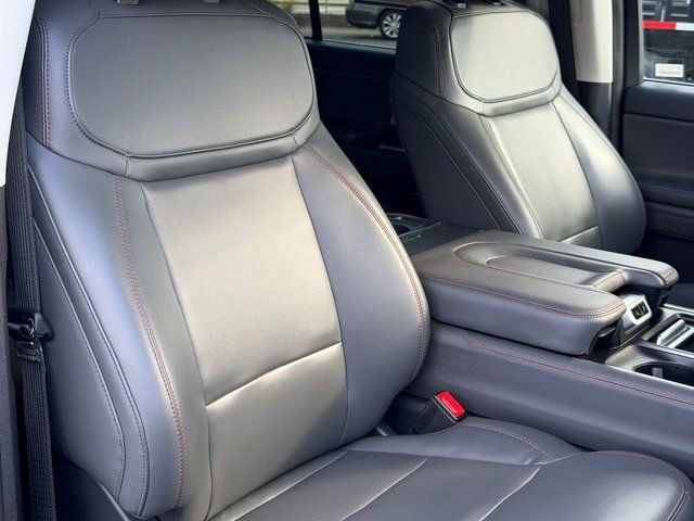 Certified 2025 Ford Expedition Max Active AWD/4WD image 34