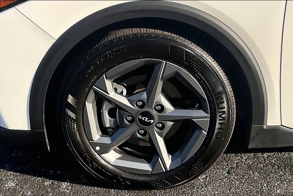 Used 2026 Kia K4 FWD image 8