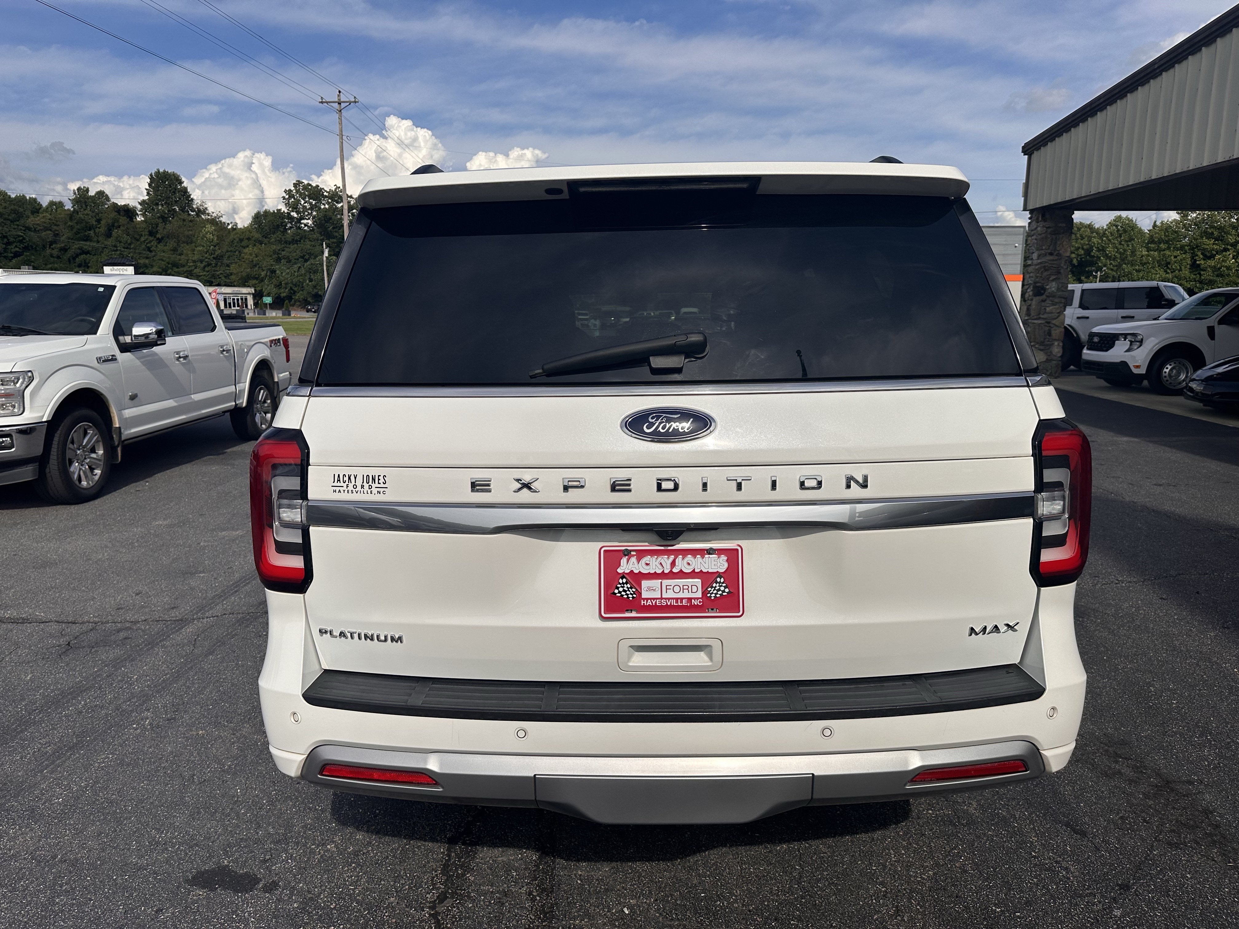 Certified 2024 Ford Expedition Max Platinum AWD/4WD image 7