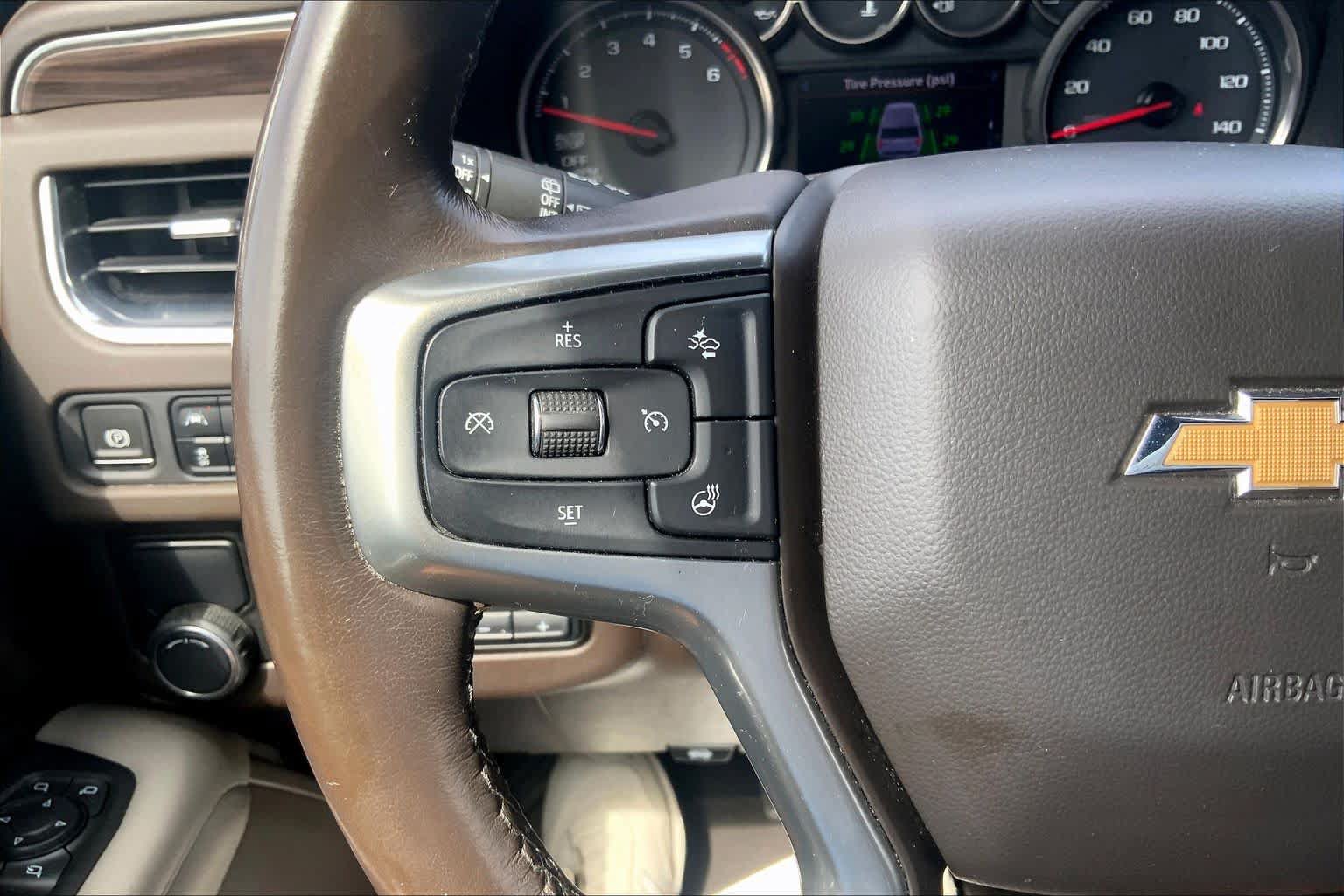 Used 2021 Chevrolet Tahoe LT w/ LT Signature Package RWD image 24