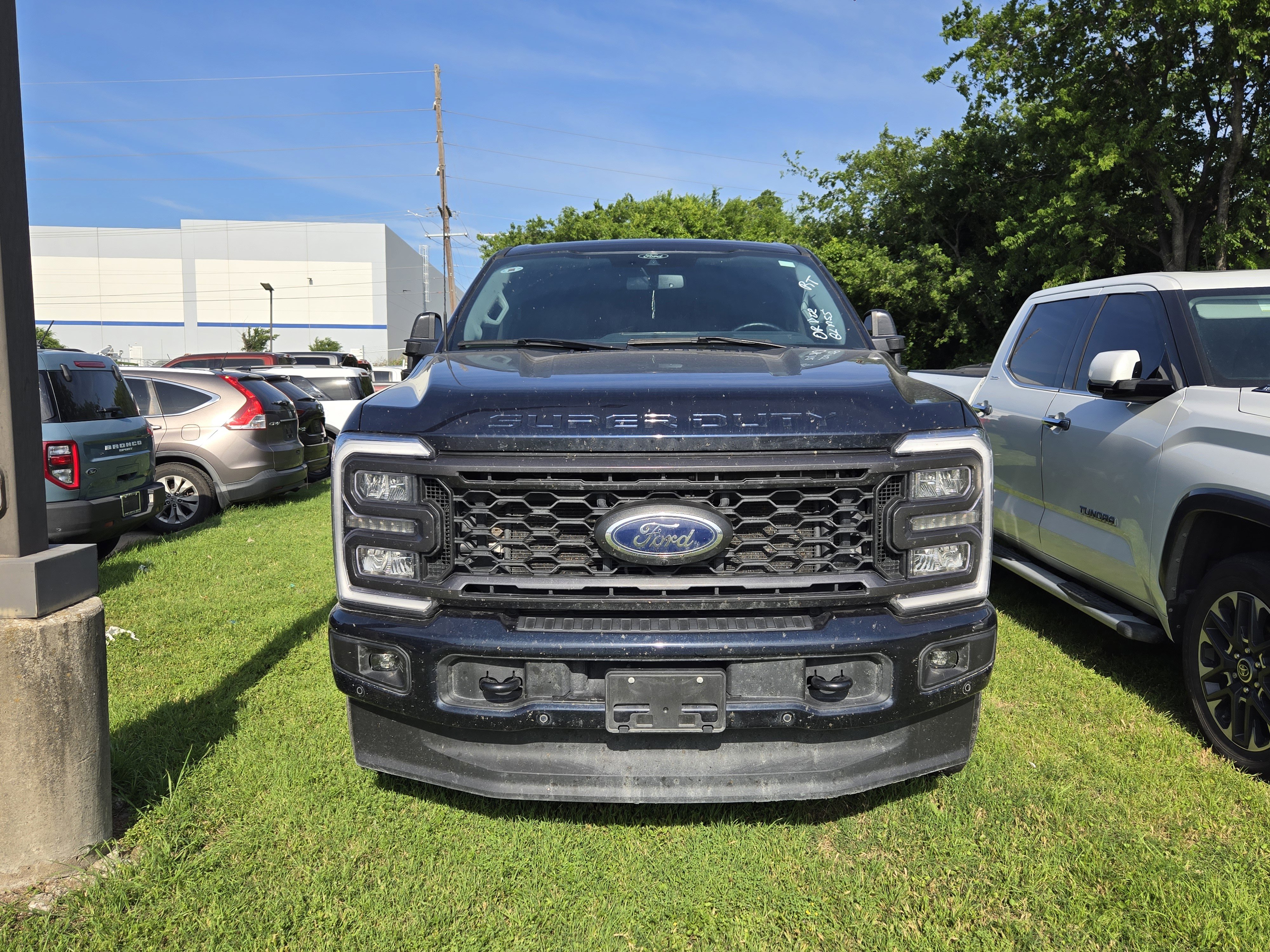 Certified 2024 Ford F250 Lariat w/ Lariat Ultimate Package AWD/4WD image 2