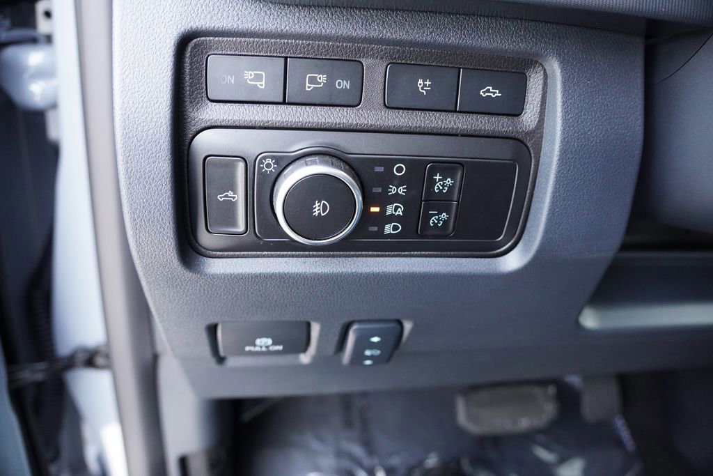 Certified 2024 Ford F350 Platinum w/ Tremor Off-Road Package image 25