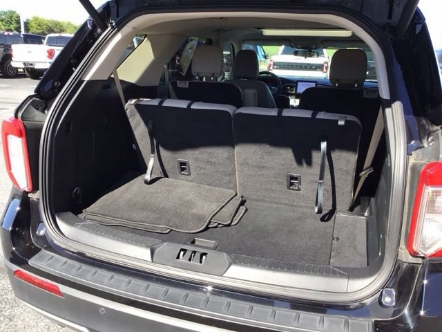 Certified 2023 Ford Explorer XLT w/ Equipment Group 202A RWD image 25