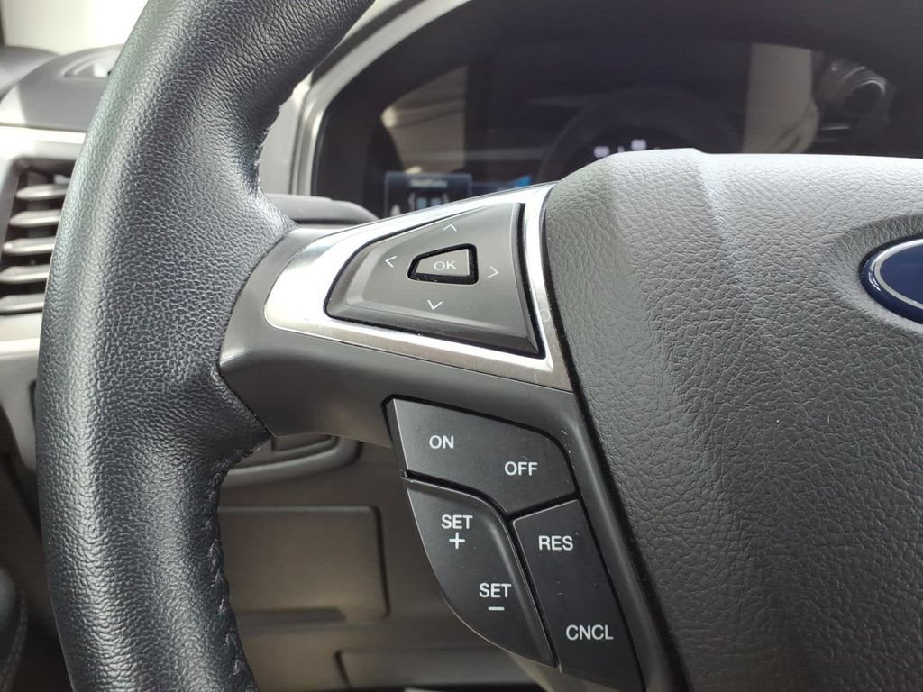 Certified 2023 Ford Edge SEL w/ Convenience Package AWD/4WD image 16