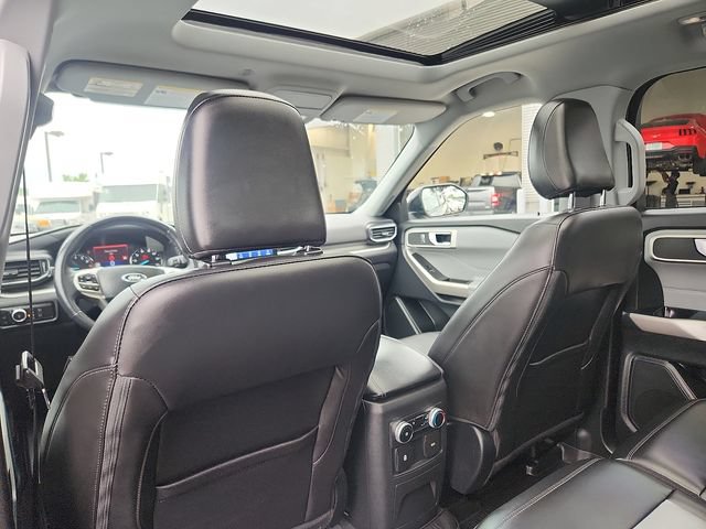 Certified 2023 Ford Explorer XLT w/ Equipment Group 202A AWD/4WD image 24