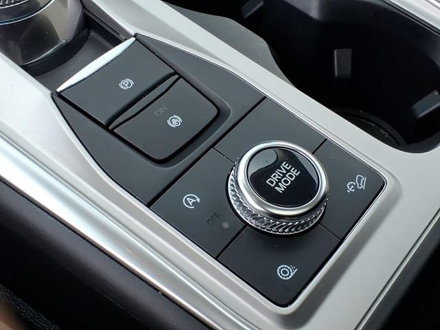 Certified 2024 Ford Explorer Limited w/ Limited Technology Package AWD/4WD image 31