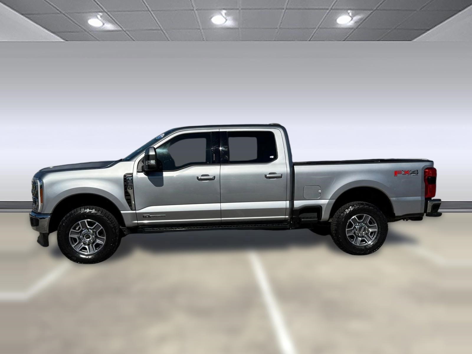 Certified 2023 Ford F250 Lariat w/ FX4 Off-Road Package image 6