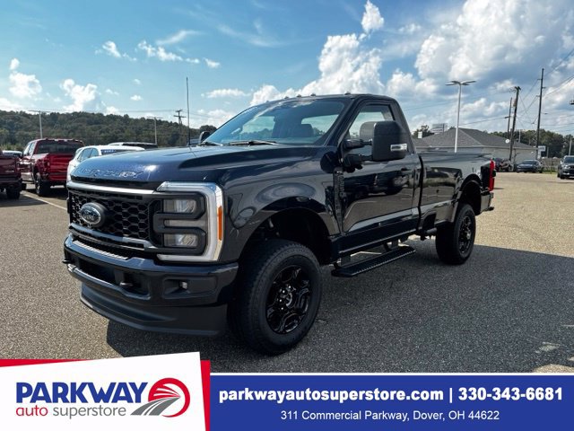 Certified 2023 Ford F250 XL w/ STX Appearance Package AWD/4WD image 3