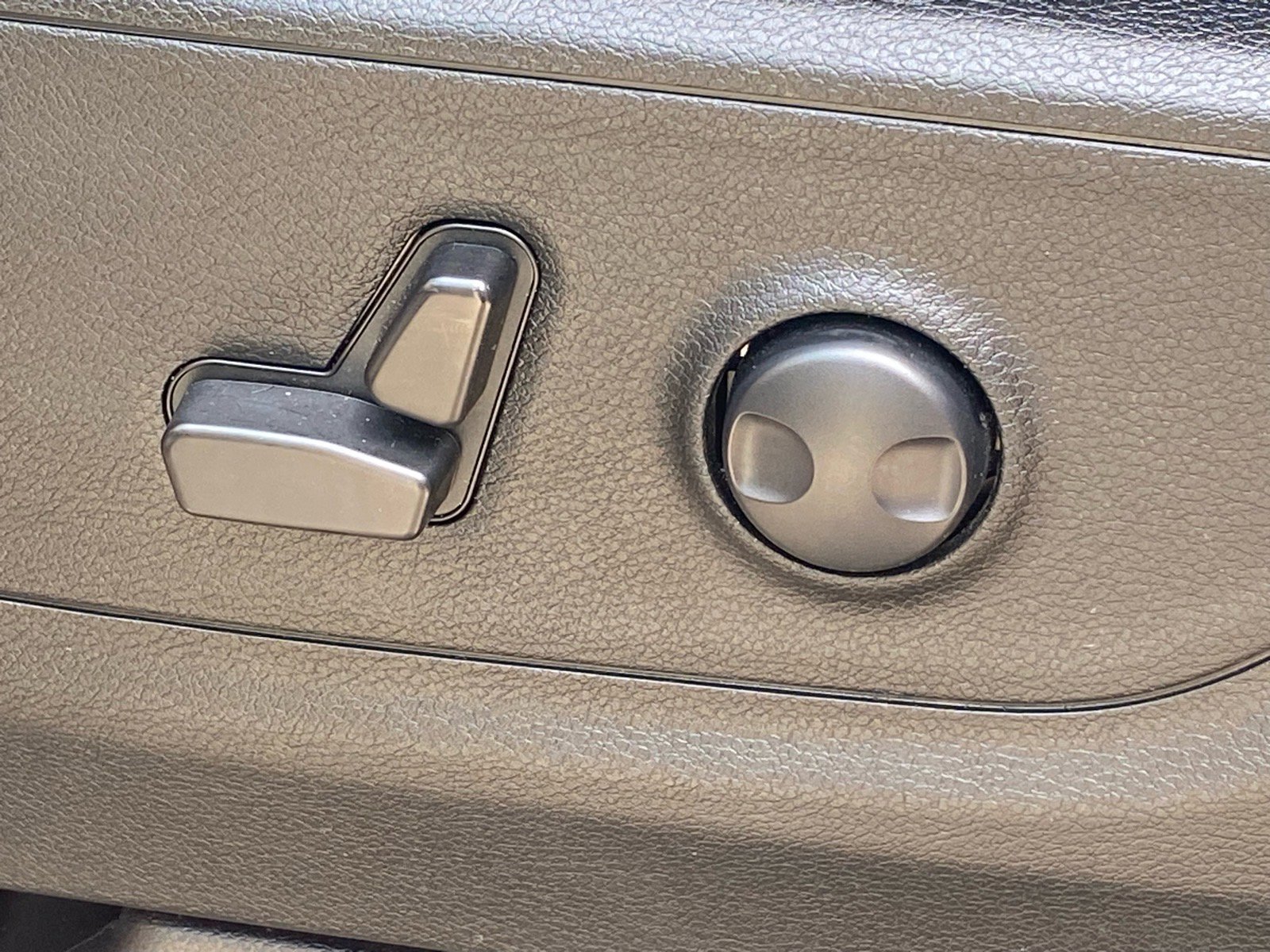 Used 2023 RAM 1500 Big Horn AWD/4WD image 15