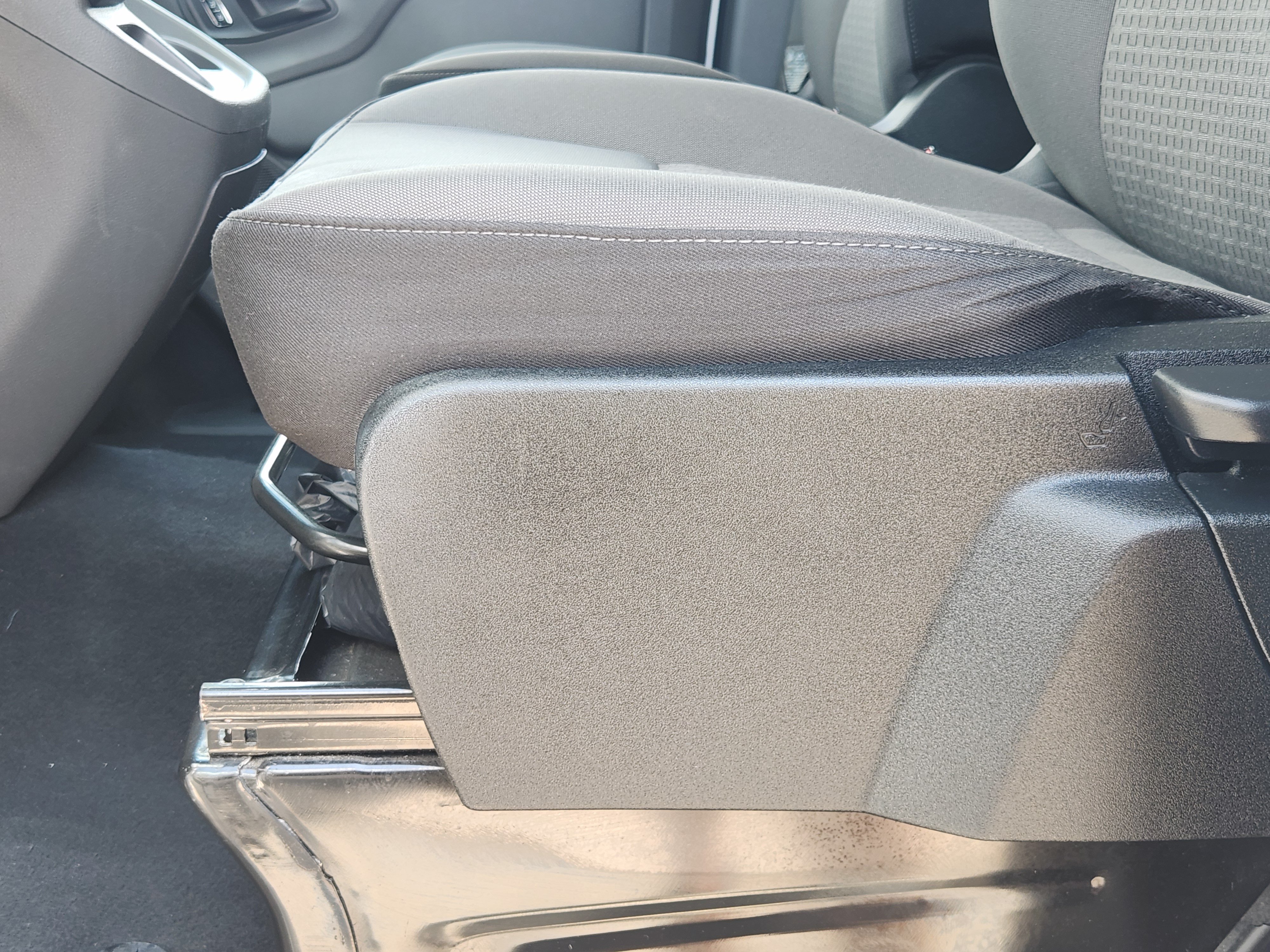 Certified 2025 Ford Transit 350 XLT RWD image 23