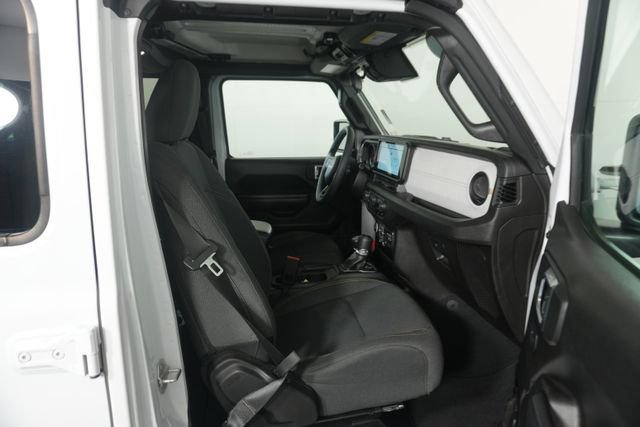 Used 2025 Jeep Wrangler Unlimited Sport AWD/4WD image 28