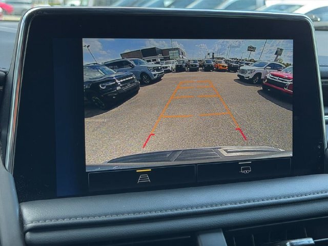 Used 2023 Chevrolet Suburban Z71 AWD/4WD image 25