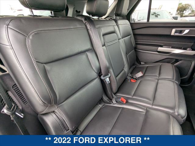 Certified 2022 Ford Explorer XLT w/ Equipment Group 202A image 21