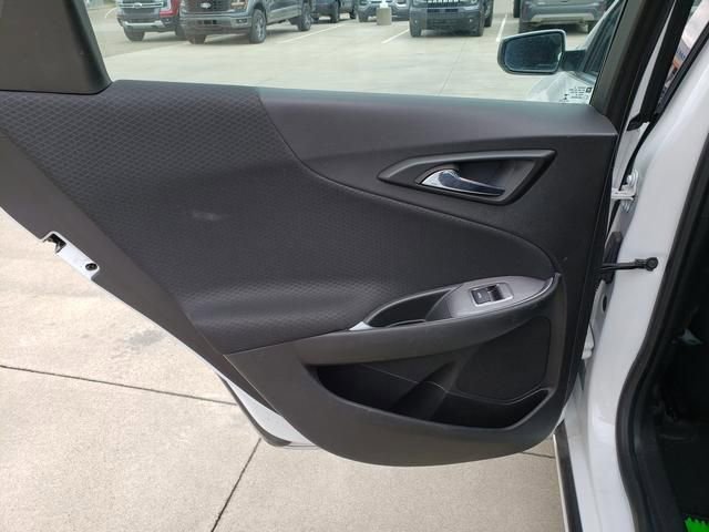 Used 2023 Chevrolet Malibu LT FWD image 15