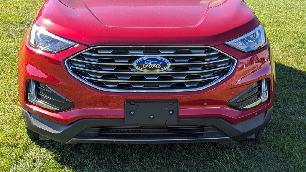 Certified 2024 Ford Edge Titanium AWD/4WD image 9