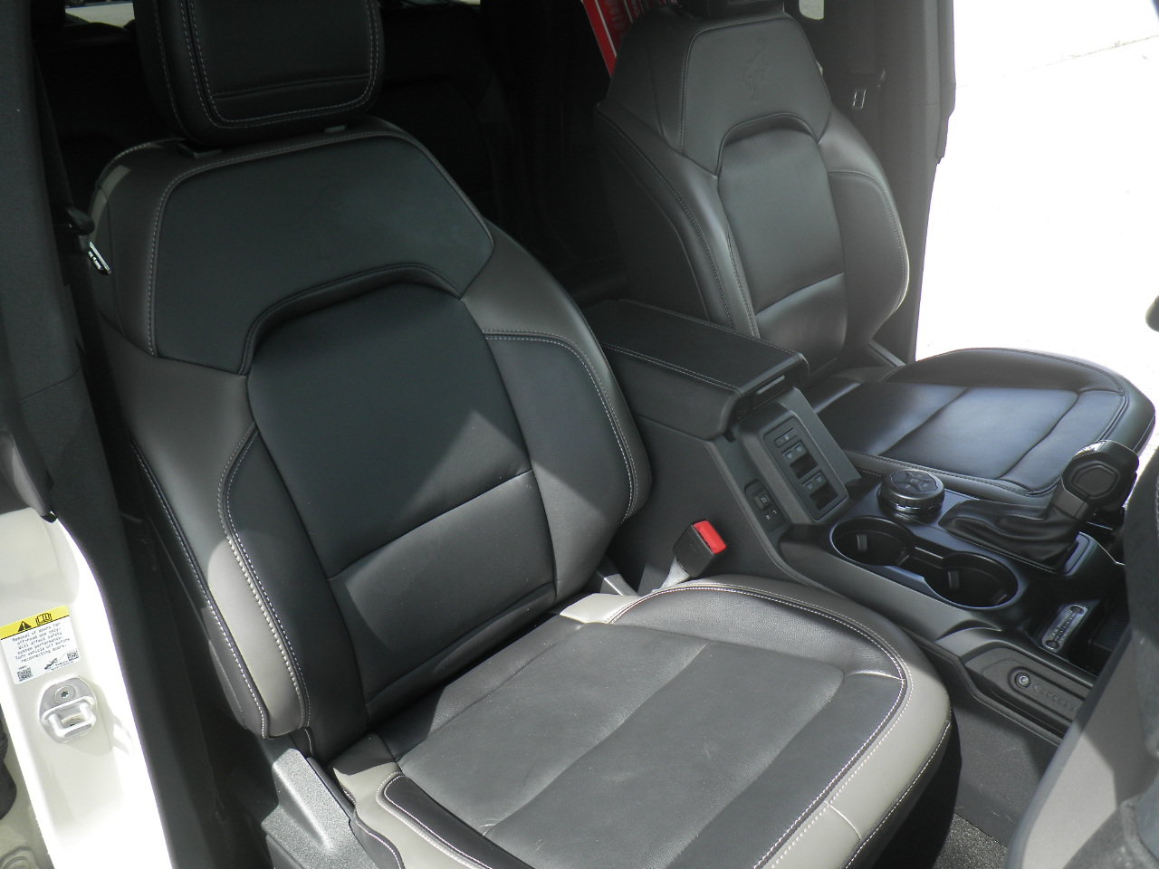 Certified 2025 Ford Bronco Outer Banks AWD/4WD image 25