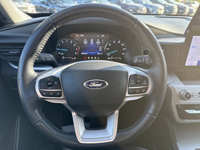 Certified 2022 Ford Explorer XLT w/ Class IV Trailer Tow Package AWD/4WD image 24