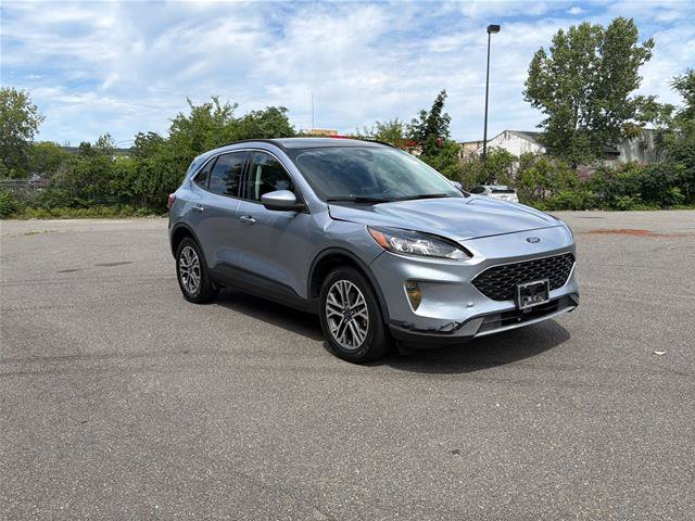 Certified 2022 Ford Escape SEL AWD/4WD image 3