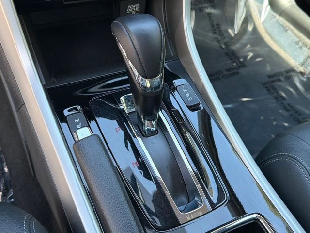 Used 2017 Honda Accord EX-L image 34