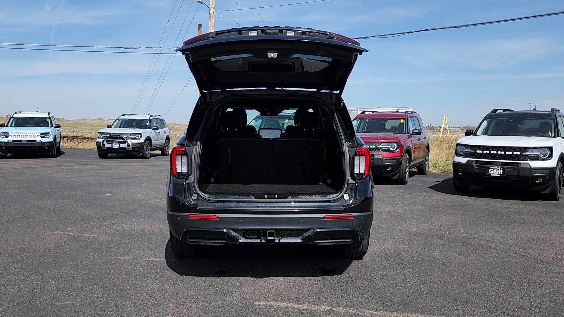 Certified 2025 Ford Explorer ST-Line image 19