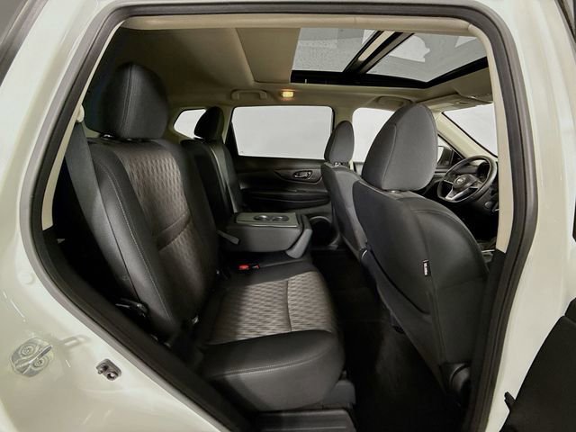 Used 2020 Nissan Rogue SV w/ Sun & Sound Touring Package image 28