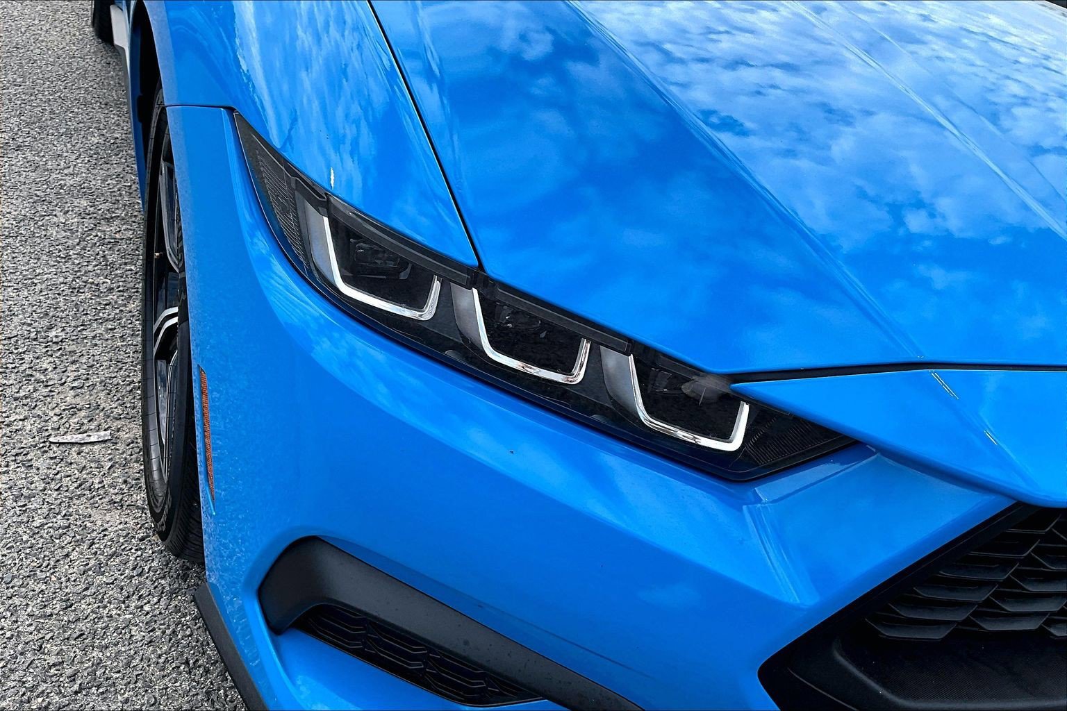 Certified 2025 Ford Mustang Premium RWD image 29