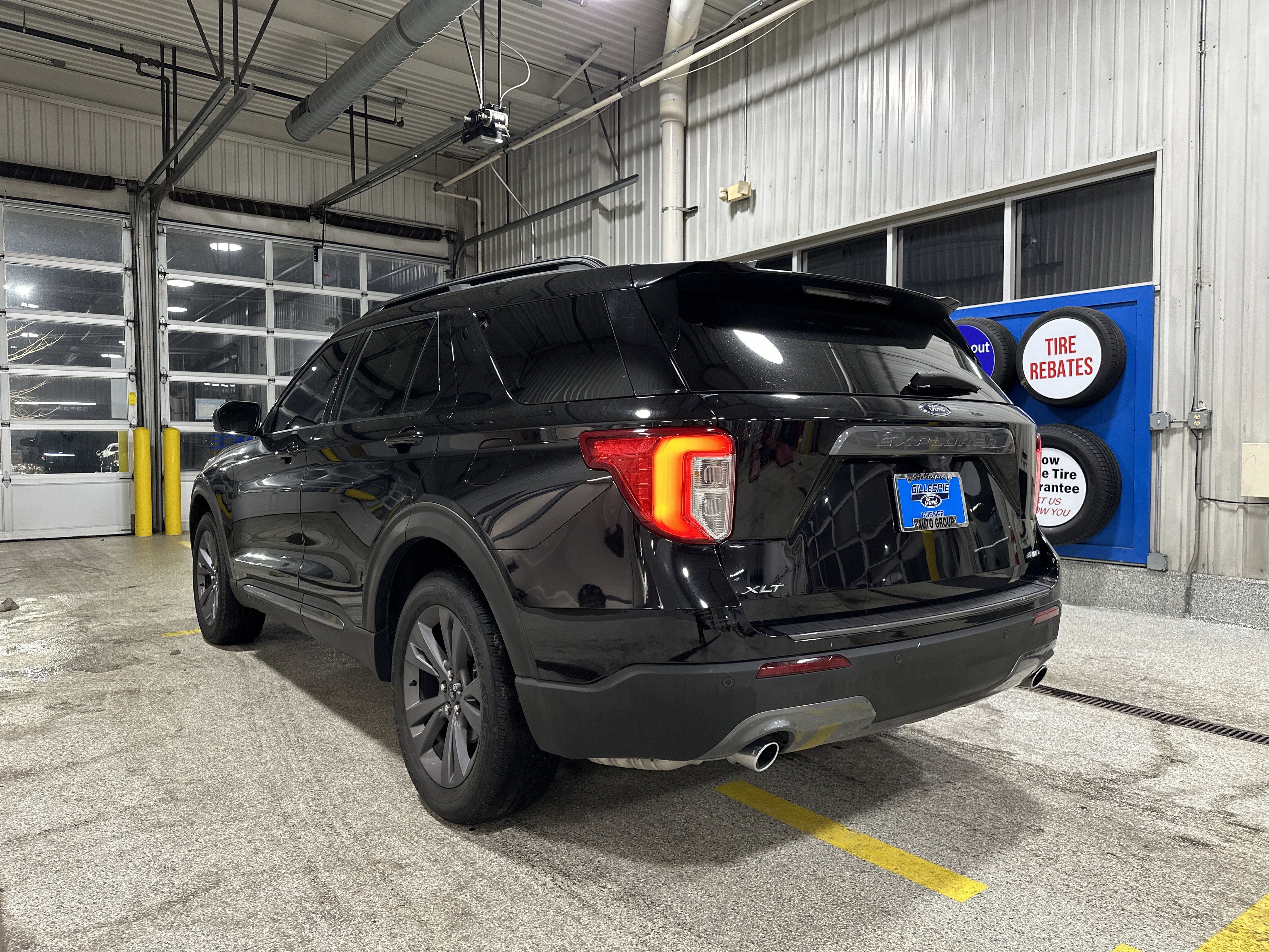 Certified 2023 Ford Explorer XLT w/ Equipment Group 202A image 6