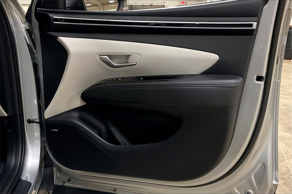 Used 2024 Hyundai Tucson Limited image 23