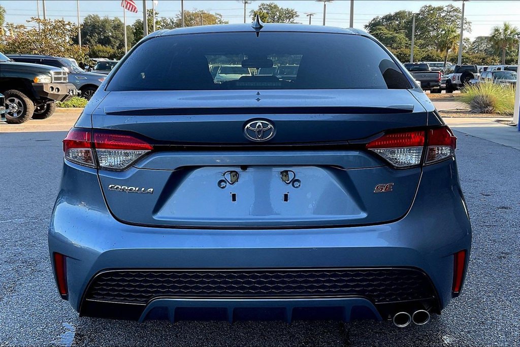 Used 2022 Toyota Corolla SE FWD image 5