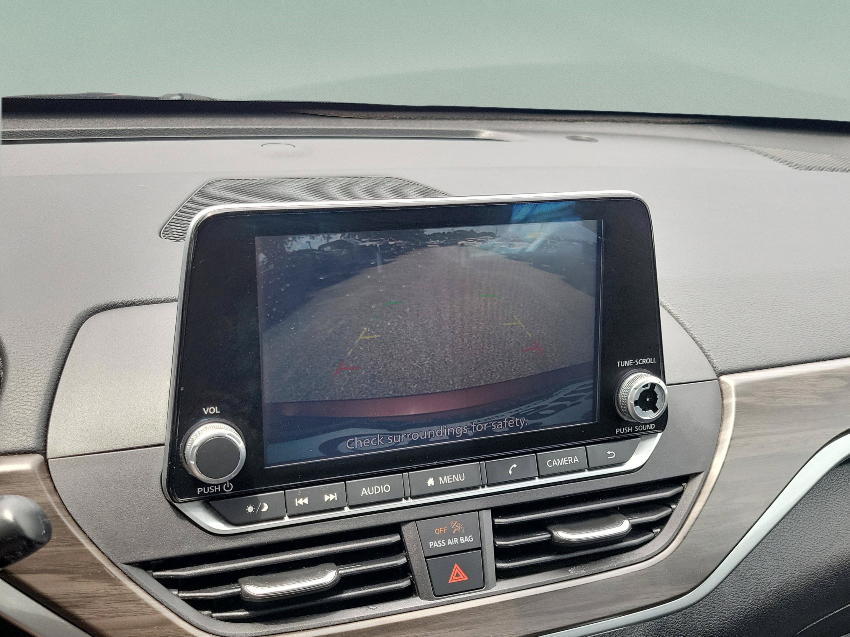 Used 2024 Nissan Altima 2.5 SV FWD image 28