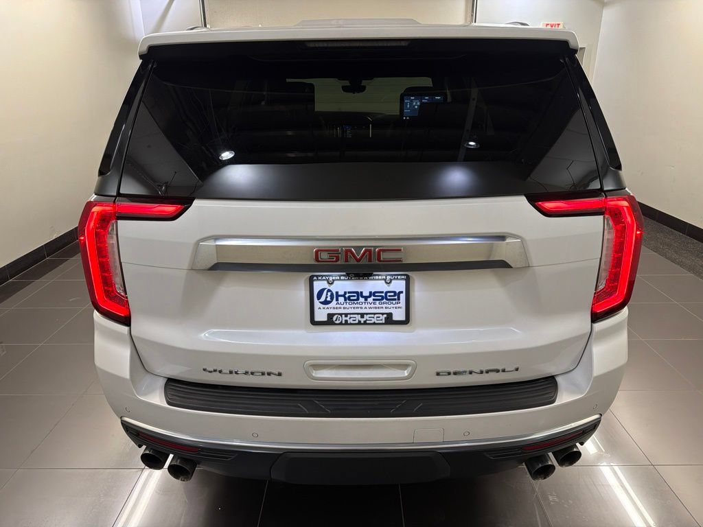 Used 2021 GMC Yukon Denali w/ Denali Premium Package AWD/4WD image 5