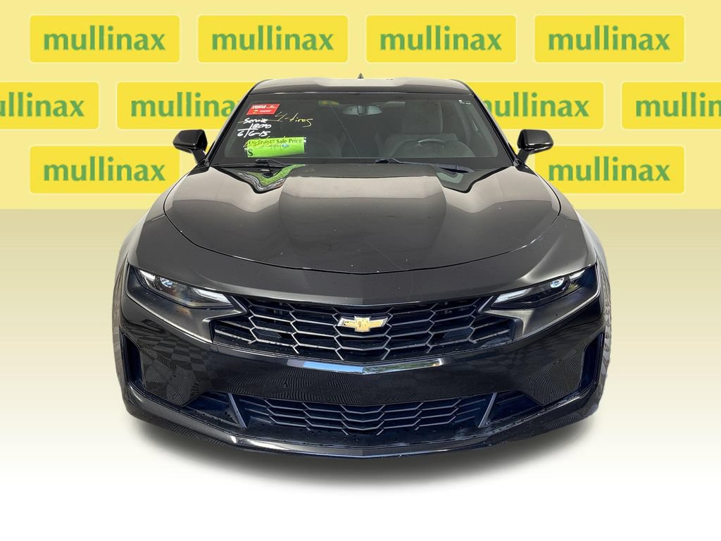 Used 2019 Chevrolet Camaro LT RWD image 15