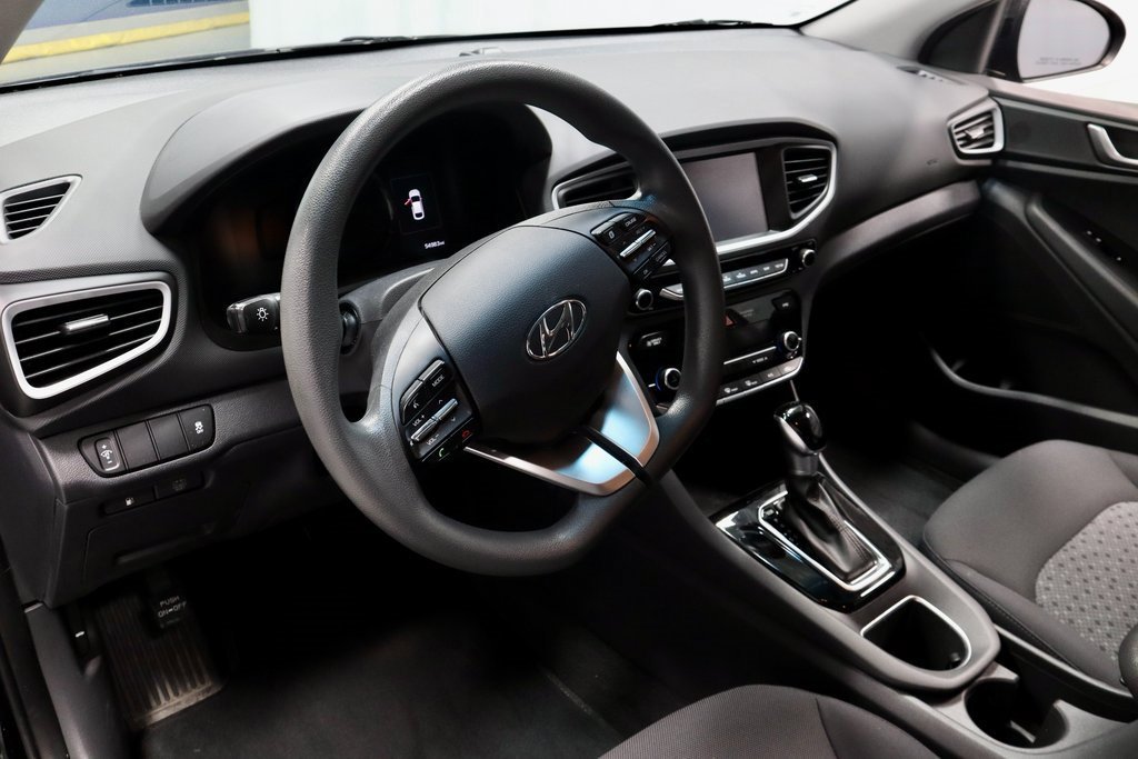 Used 2018 Hyundai Ioniq Blue image 24