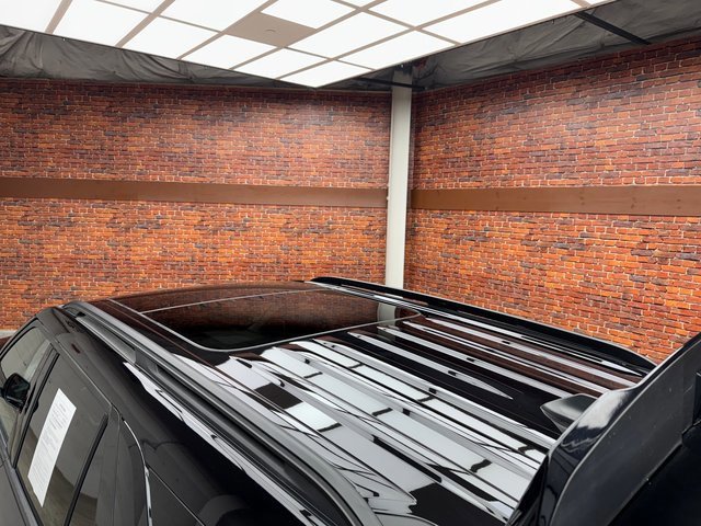 Certified 2022 Ford Explorer XLT w/ Equipment Group 202A image 27