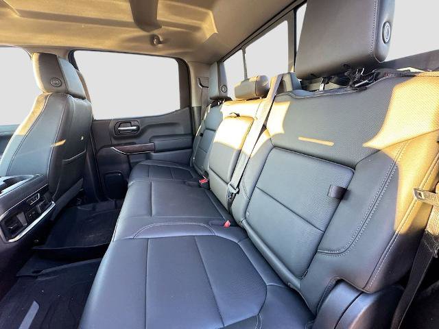 Used 2019 GMC Sierra 1500 SLT w/ SLT Premium Package AWD/4WD image 18